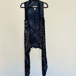 Shyanne sleeveless long sheer bandanna vest